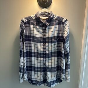 Women’s Blue and White Plaid Shirt